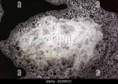 '23.01.2021, Berlin, , Germany - Foam floating on water. 00S210123D428CAROEX.JPG [MODEL RELEASE: NO, PROPERTY RELEASE: NO (c) caro images / Bastian, h Stock Photo