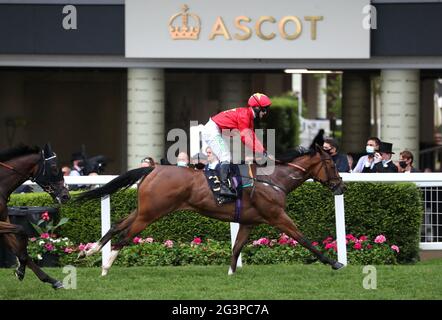 Highfield Princess ridden by jockey Jason Hart wins the Buckingham Palace Stakes during day three of Royal Ascot at Ascot Racecourse. Picture date: Thursday June 17, 2021. Stock Photo