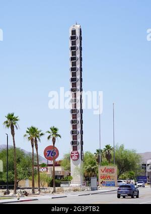 WorldÕs Tallest Thermometer ROADSIDE ATTRACTION June 8, 2021 in Los Angeles California. Photo by Jennifer Graylock-Graylock.com 917-519-7666 Stock Photo