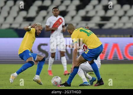 Rio de Janeiro, Brazil. June 17th 2021; Copa America, Brazil versus Peru; Neymar and Fabinho of Brasil control the ball Credit: Action Plus Sports Images/Alamy Live News Stock Photo