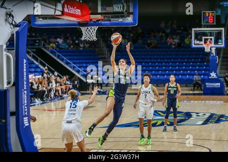 Arlington, Texas, USA. 17th June, 2021. Dallas Wings forward Isabelle Harrison (20) in action during the game between the Minnesota Lynx and the Dallas Wings at the College Park Center arena in Arlington, Texas. Credit: Dan Wozniak/ZUMA Wire/Alamy Live News Stock Photo