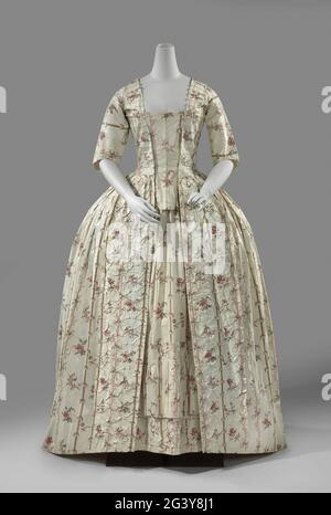 Sacque dress 2024 18th century