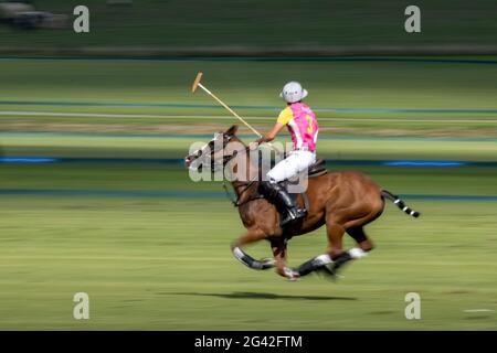 MIDHURST, WEST SUSSEX/UK - SEPTEMBER 1 : Playing polo in Midhurst, West Sussex on September 1, 2020. One unidentified person Stock Photo