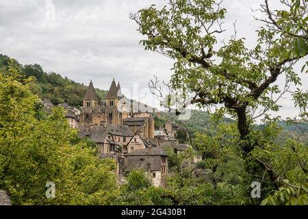 Sainte Foy Abbey, UNESCO World Heritage Site, Conques, Aveyron Department, Occitania, France Stock Photo