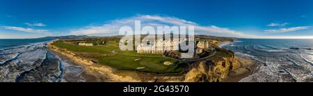 Aerial view of hotel and coastline, Half Moon Bay, California, USA Stock Photo