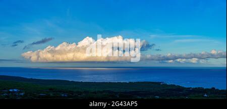 Clouds above Kealakekua Bay coast at sunrise, South Kona District, Hawaii, USA Stock Photo