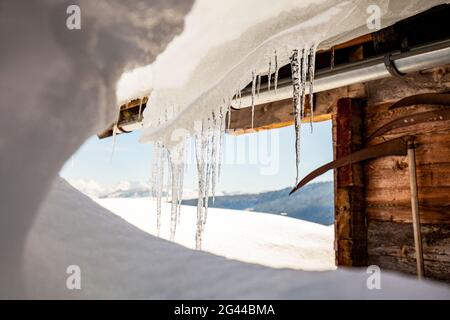 Snow-covered alpine hats on the Kammerköhr, Tyrol, Salzburg, Austria, Pillerseetal Stock Photo