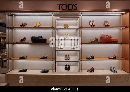 BAGS AND SHOES ON DISPLAY AT TOD S BOUTIQUE INSIDE THE RINASCENTE