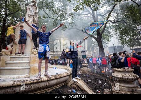 London, UK. 18th June, 2021. Scottish fans conregate in Leicester Square, Central London ahead of the EURO21 match against England. Credit: Jeff Gilbert/Alamy Live News Stock Photo