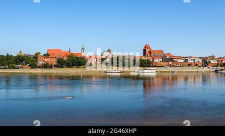 Panoramic view of Torun city and Wisla (Vistula) river in sunny day. Poland, summer 2019 Stock Photo