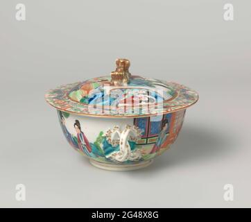 Turen With Stand With Figures on a Terrace near a Pavilion. Terrine of porcelain with two braided ears, painted on the glaze in blue, red, pink, green, yellow, black and gold. The terrine with two different representations of a group of ladies and a seated man; The lid with a sitting woman in a garden, two standing people with a range and two ladies looking from the window of the pavilion. Family Rose. Stock Photo