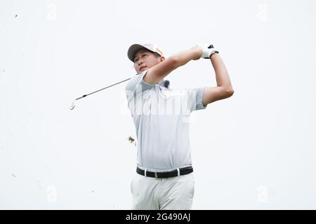 Rikuya Hoshino tees off on the 8th hole during the third round of the 2021 U.S. Open Championship in golf at Torrey Pines Golf Course in San Diego, California, USA on June 19, 2021. Credit: J.D. Cuban/AFLO/Alamy Live News Stock Photo