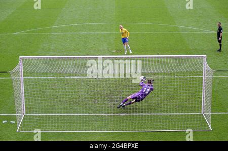 Torquay United's Matt Buse sees his penalty saved by Hartlepool United goalkeeper Bradley James to end the shoot-out during the Vanarama National League play-off final at Ashton Gate, Bristol. Stock Photo