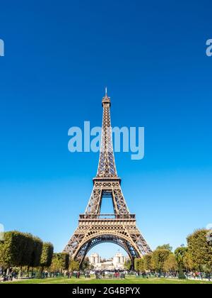 PARIS - SEPTEMBER 28: Eiffel tower is landmark of Paris, France under sunny blue sky, was taken on September 28, 2105. Stock Photo