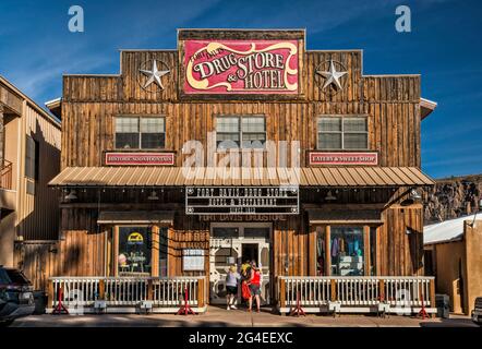 Fort Davis Drugstore, former Old Texas Inn, historic hotel in Fort Davis, Texas, USA Stock Photo