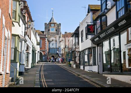Looking up Lion St towards St Marys Church tower ( centre frame ) at Rye in Kent, England.  June 2021 Stock Photo