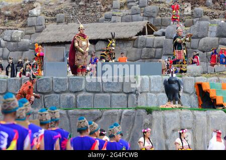 Inti Raymi, festival of the sun, high priests and rulers on the sanctuary, ruins of the Inca Sacsayhuaman, Cusco, Peru Stock Photo