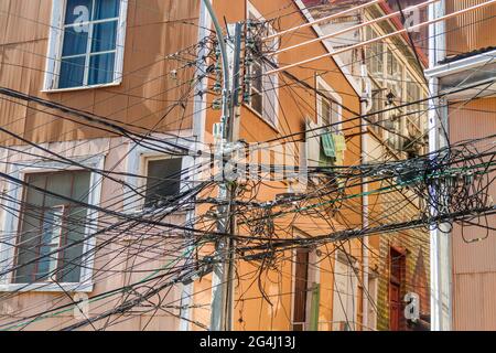 Mess of wires in Valparaiso, Chile Stock Photo