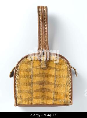 The Holborn - Minimalist front carry wallet (Wickett & Craig Harness - –  Savanna Leather