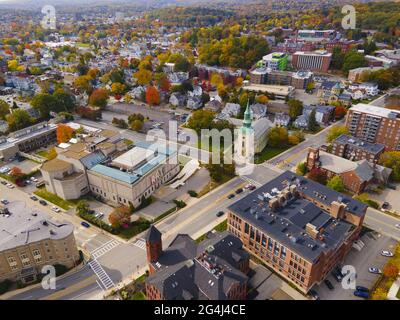 Aerial view of Worcester Art Museum at 55 Salisbury Street and downtown Worcester skyline at the background in fall in Massachusetts MA, USA. Stock Photo