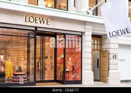 Loewe store discount in usa