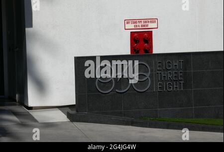 Los Angeles, California, USA 21st June 2021 A general view of atmosphere of actress Binnie Barnes former home/residence at Plaza Towers at 838 N. Doheny Drive on June 21, 2021 in Los Angeles, California, USA. Photo by Barry King/Alamy Stock Photo Stock Photo