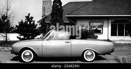 transport / transportation, car, vehicle variants, Ford Taunus 17M convertible, side view, 8.4.1961, ADDITIONAL-RIGHTS-CLEARANCE-INFO-NOT-AVAILABLE Stock Photo