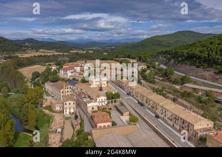 Aerial view of the textile company town of Palà de Torroella, in Navàs (Bages, Barcelona, Catalonia, Spain) ESP: Vista aérea de Palà de Torroella Stock Photo