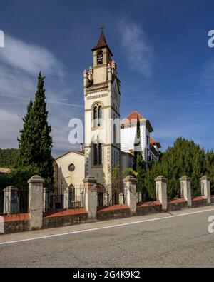 Church of the Roser of Palà de Torroella, in Navàs (Bages, Barcelona, Catalonia, Spain) ESP: Iglesia del Roser de Palà de Torroella en Navàs (España) Stock Photo