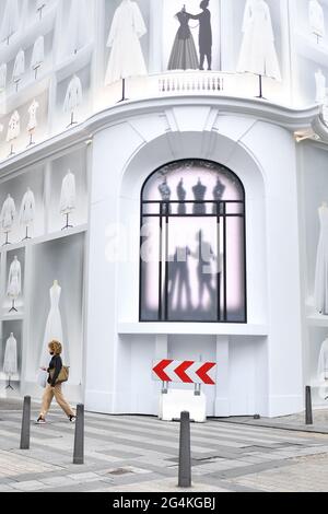 Paris, France - January 31, 2023. Exterior of a Louis Vuitton and Dior Store  on the Champs-Elysees. Editorial Stock Photo - Image of tourism, travel:  269532558