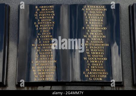 Memorial to coalminers who died at Grimethorpe Colliery, Grimethorpe village, South Yorkshire, UK. Stock Photo