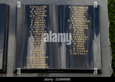 Memorial to coalminers who died at Grimethorpe Colliery, Grimethorpe village, South Yorkshire, UK. Stock Photo