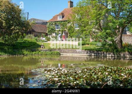 Charleston Farmhouse the East Sussex home of Virginia Bell and Duncan Grant of the Bloomsbury Group, West Firle, UK Stock Photo