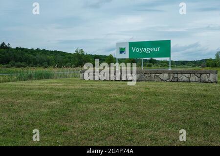 Chute-a-Blondeau, Ontario, Canada - June 21, 2021: The Ontario Parks sign for Voyageur Provincial Park on the Ottawa River in Eastern Ontario. Stock Photo