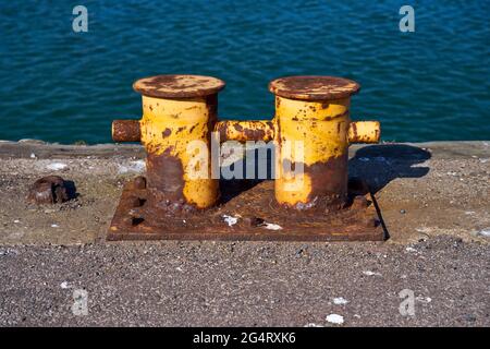 A double bitt mooring bollard Stock Photo