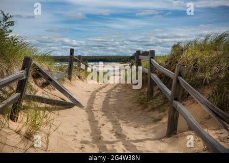 A sandy pathway leading to Au Train Bay on Lake Superior near Munising on the Upper Peninsula, Michigan, Stock Photo