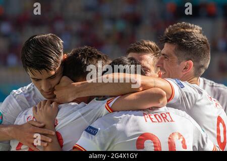Seville, Spain. 23rd June, 2021. Spain's players celebrate scoring during the Group E match between Slovakia and Spain at the UEFA Euro 2020 in Seville, Spain, June 23, 2021. Credit: Meng Dingbo/Xinhua/Alamy Live News Stock Photo