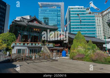 Jogyesa temple is the chief temple of Jogye Order of Korean Buddhism. Located in Jongno-gu,in downtown Seoul. S. Korea Stock Photo