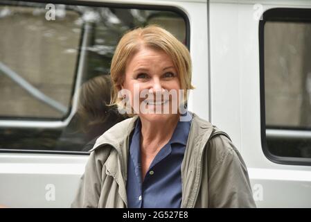 Cologne, Germany. 24th June, 2021. Actress Mariele Millowitsch christens VW oldtimer Billis T3 with the names 'Pitter' and 'Mariele'. With this buses love your city - tours through Cologne can be booked. Credit: Horst Galuschka/dpa/Alamy Live News Stock Photo