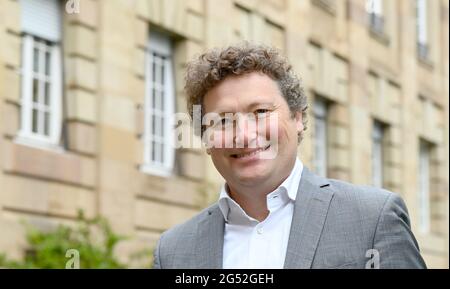 Stuttgart, Germany. 25th June, 2021. Viktor Schoner, artistic director of the Stuttgart Opera, recorded at the presentation of the plans for the new season. Credit: Bernd Weissbrod/dpa/Alamy Live News Stock Photo