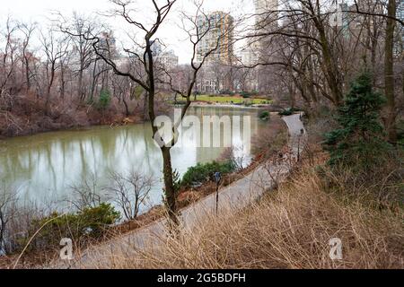 The Pond at Central Park in winter, New York City Stock Photo