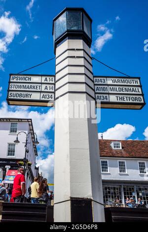 Bury St Edmunds - Pillar of Salt illuminated road sign on Angel Hill. Constructed in 1935, designed by Basil Oliver in International Modern style. Stock Photo