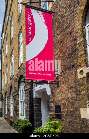 October Gallery London - London Art Gallery that promotes the Transvangarde movement, founded in 1979, at 24 Old Gloucester St London. Stock Photo