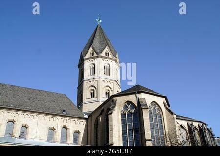 Dominikanerkirche St. Andreas, romanische Kirche aus dem 10. Jahrhundert, Köln, Nordrhein-Westfalen, Deutschland Stock Photo