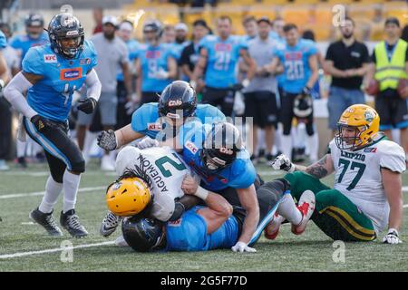 Duisburg, Deutschland. 26th June, 2022. firo : 06/26/2022, American Football,  EFL Season 2022, European League of Football, Rhein Fire Dusseldorf -  Barcelona Dragons Team, Team Barcelona Credit: dpa/Alamy Live News Stock  Photo - Alamy