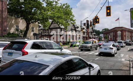 WESTPORT, CT, USA - JUNE 26, 2021:  Traffic on Post road  during The Annual Sidewalk Sale sale Stock Photo