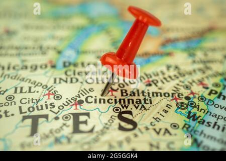 Location Cincinnati city in Ohio, map with red push pin pointing close up, USA, United States of America Stock Photo
