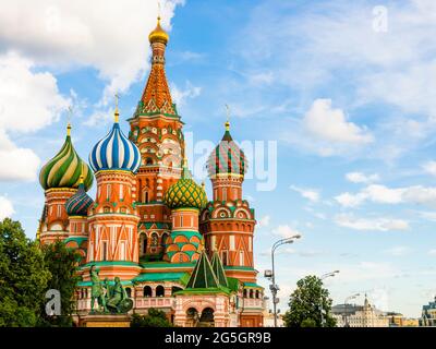 Stunning view of the colorful architectures of Saint Basil's cathedral, Red Square, Moscow, Russia Stock Photo