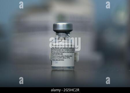 London, UK. 23rd June, 2021. A vial of Pfizer Covid-19 vaccine seen at a vaccination centre in London. Credit: Dinendra Haria/SOPA Images/ZUMA Wire/Alamy Live News Stock Photo