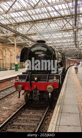 Flying Scotsman Train arrived at the platform in Edinburgh Waverley Station after doing a tour over to Fife, Scotland, Edinburgh, Scotland, UK Stock Photo